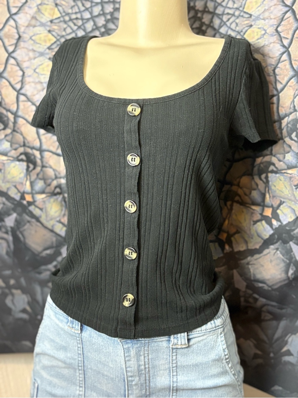 Black Ribbed Button-Down Top - Picture 2 of 10
